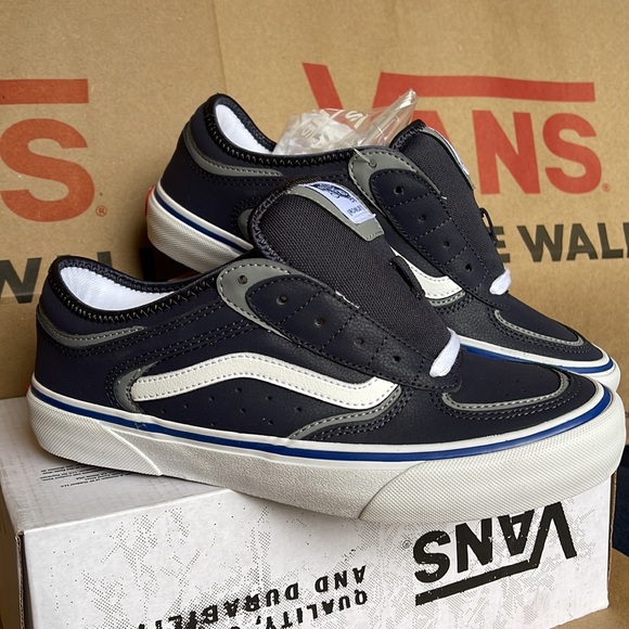 Vans WMNS Rowley Navy/White skate sneakers - Picture 7 of 16